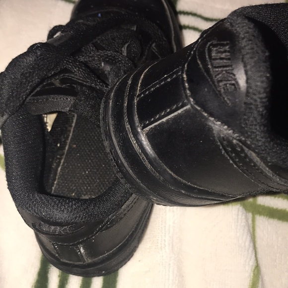 Toddler Air Force 1’s - Picture 2 of 4